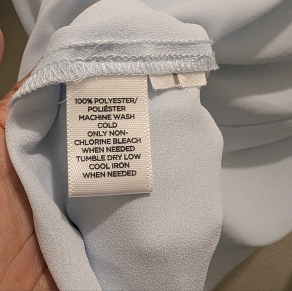 LOFT Ice Blue Split Neck Long Sleeves Button Cuff Blouse Top- XL - Picture 9 of 10